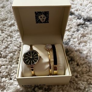 NWT Anne Klein Watch & Bracelet Stack